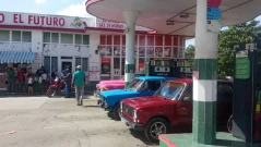 "Хуманитарна помощ“: Русия ще достави петрол на Куба, въпреки заплахите на Тръмп