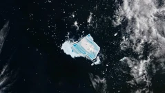 Най-големият айсберг в света се разпада – очаква се да изчезне до седмици