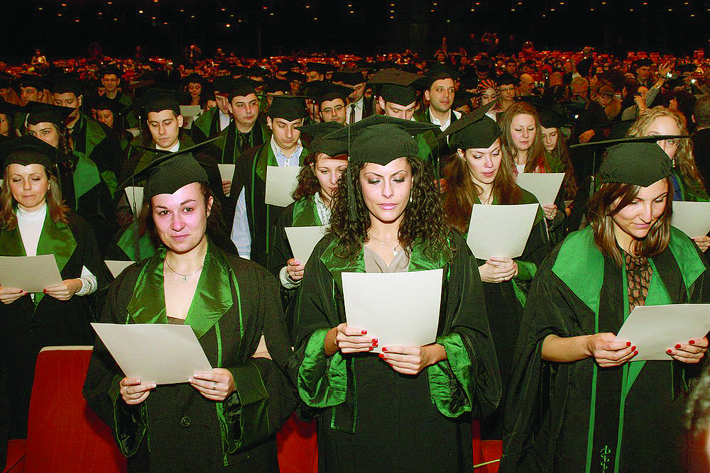 Изненадата на церемонията в МУ София е Христо СтоичковНа добър