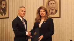 Президентът Илияна Йотова посреща кандидата за служебен премиер Андрей Гюров