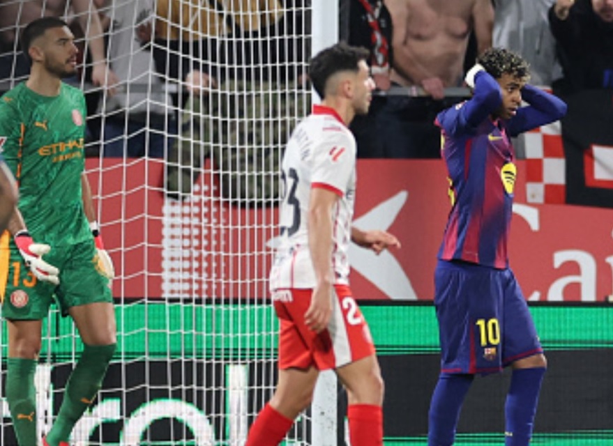 Много е вероятно Ханзи Флик да напусне Барселона след края