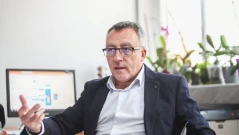 Замразяват заплатите на учителите, очаква се отлив на млади специалисти