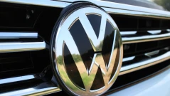 Шок за Германия: Volkswagen съкращава 19 000 служители до края на 2026 г.