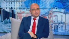 Курортите ни са готови, но туристи няма, заяви министърът на туризма Илин Димитров