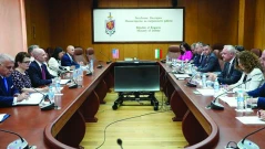 Визите за САЩ остават, не сме постигнали критериите