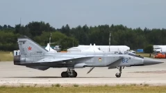 Русия вдигна МиГ-31 за ескорт на Ту-160: 16 часа напрежение край НАТО