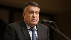 Министър Вълчев: Учителите ще запазят заплатите си на ниво 125% от средната за страната