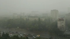 Мощна лятна буря вилнее над София (ВИДЕО)