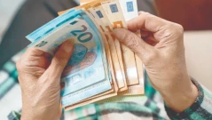 Мнима касиерка на политическа партия измамила десетки души с кредити за 807 хиляди евро