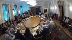 Бюджетът на ДОО за 2026 г. мина на първо четене с ръст на пенсиите и осигурителните прагове