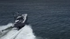 САЩ удариха Иран с морски дронове Corsair: Подводница Ghadir е унищожена в Бандар Абас (ВИДЕО)