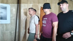 Домашен арест за данъчните, хванати с 300 евро подкуп