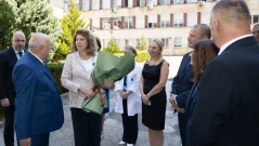 Йотова: Бъдещето на медицината са лекарите, медицинските сестри, здравните работници, които дават най-важното на пациента - надеждата