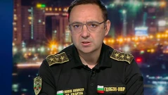 Пожарът край село Стрелци е локализиран, на място има четири пожарни екипа, каза главен комисар Александър Джартов