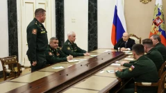 Путин размести ръководствата на бойните групи в зоната на военните действия (ВИДЕО)
