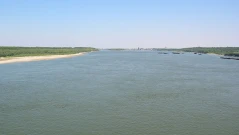Река Рейн може да се раздели на две още тази седмица