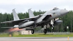 Напрежение край Окинава: Япония вдигна F-15 срещу китайски разузнавателен самолет