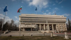 Български дипломати се срещнаха с майката на Ива Михайлова