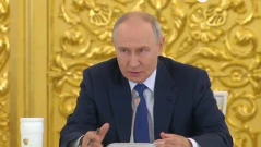 Путин каза, че украинските атаки нямат „критични последици“ и нареди да се възстановят изгорелите складове на Wildberries