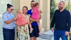 „За мен те са ангели": Полицаи помогнаха за спасяването на бебе с тежка алергична реакция