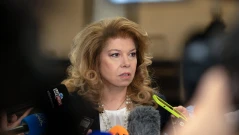 Спазихме протокола, поздравихме Украйна на български език, заявиха от президентството