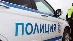 Пиян с кола без две гуми шашна полицаи в София (ВИДЕО)