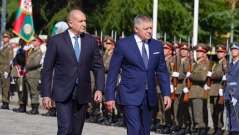 Роберт Фицо отдаде почит пред Паметника на Незнайния воин