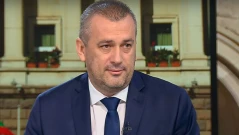 На българските летища в момента няма съюзнически самолети, участващи в конфликти, заяви министър Георги Пеев