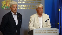Синдикатите поставиха пред правителството въпроса за мерки заради цените на горивата