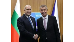 Радев посреща премиера на Чехия Андрей Бабиш