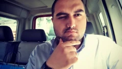 Кой и защо назначи обвиняемия за разпространение на детска порнография за зам.-директор в ново училище?