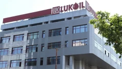 КЗК пита „Лукойл“ за формирането на цените на бензина и дизела