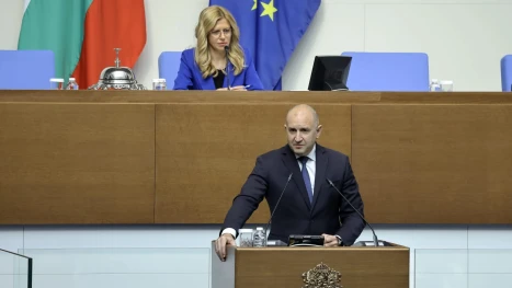Румен Радев НС парламент