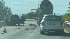 Катастрофа между джип и бетоновоз затвори път край Раковски