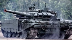 От Т-72 към робот: Русия показа новата си тежка щурмова машина