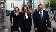 "Тренд": Йотова-Вълчев получават 47,8 на сто от заявилите, че ще гласуват за президент и вице