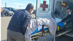 Катерът с двамата най-тежко пострадали моряци пристигна във Варна, какво е състоянието им (СНИМКИ)