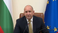 След ударите по кораби в Черно море: Румен Радев разговаря с руския посланик