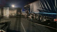 На косъм от голяма трагедия: Загиналият шофьор на автобуса край Пазарджик превозвал работници всеки ден