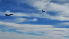 Ниско прелитащи военни самолети притесниха хората на Бургаско. МО каза какво се случва
