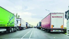 Италия цяла изнемогва от бунтове