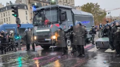 Сблъсъци в Париж и Марсилия след масови протести във Франция (ВИДЕО)