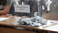 Паралелното преброяване на "Тренд" при При 100% извадка: Йотова и Вълчев - 36,5%, Гюров и Кандев и 31%