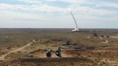 С-400 вече не само свалят самолети: Русия използва ракетите РМ-48У за удари по Киев
